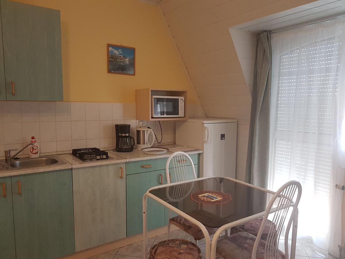 Апартаменти Richie Ii. Apartman Шіофок Екстер'єр фото